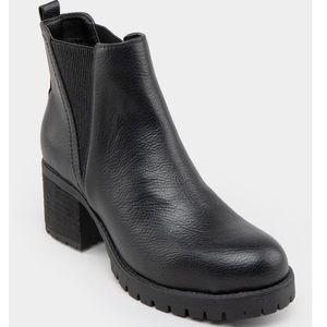 MIA Jody Chelsea Boot with Tread